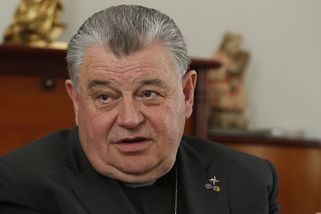 Hluboce věřící muž, který si stál za svým, vzpomínají politici na Duku - Novinky