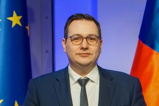 Hrozí další zvěrstva. Putin sní o nové Jaltě a překreslení mapy Evropy, napsal Lipavský pro NYT