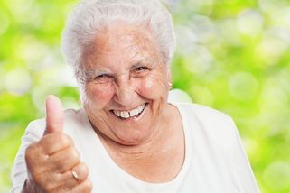 Stejný důchod pro každého je skvělý nápad, inspirace z Nového Zélandu - Médium.cz