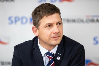 Revanš za experty. SPD by mohlo ministerstva obsadit politickými náměstky - Seznam Zprávy