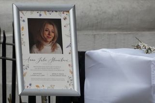 Rodina a přátelé se rozloučili s Annou Slováčkovou. Dorazil i prezident Petr Pavel - Novinky