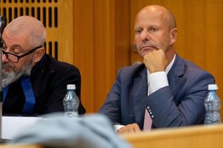 Soudce vyloučil přísedícího z kauzy Dozimetr. Za poznámky k Hlubučkovi - Seznam Zprávy