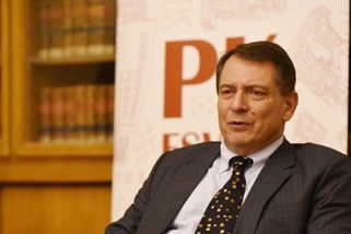 Válka na Ukrajině brzy skončí a Fiala přijde k rozumu, říká Paroubek ze summitu v Pekingu