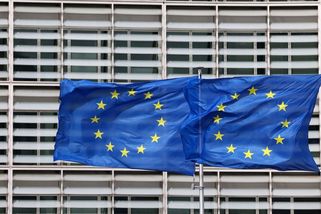 EU investuje 23 miliard korun do obrany, podpoří i české projekty - Novinky