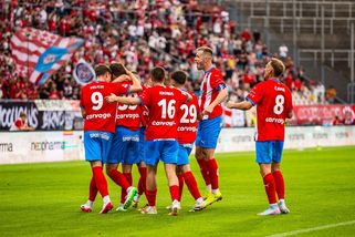 Podzimní jízda Zbrojovky. Vévodí tabulce a zažívá fanouškovský boom, otázkou je stadion - Sport.cz
