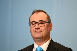 „Na příští olympiádu v národních, ne německých barvách.” Šťastný se ostře pustil do olympijské kolekce - Echo24.cz