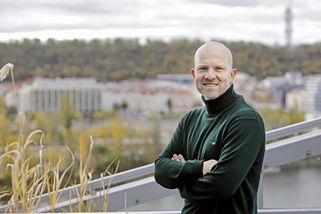 Lidé už na auta nechtějí čekat. Zvykli si na službu Alzaboxů a od požadavků ustupují, říká šéf Driveta