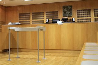 Za vyloupený dům zlatníka dostal 73letý důchodce z Plzně roční podmínku - Novinky