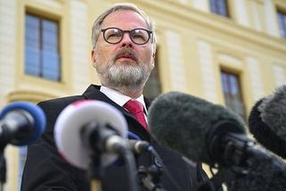 ANALÝZA: Co ze svých slibů Fialova vláda splnila a co ne?