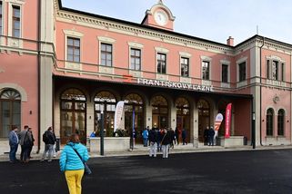 Rekonstrukce historického nádraží ve Františkových Lázních vyšla na čtvrt miliardy - Novinky