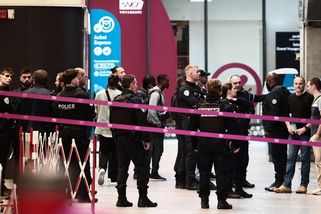 Na nádraží v Paříži se střílelo, na místě jsou zranění - Novinky