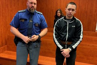 Mladík z Ukrajiny na Domažlicku naboural autem do stromu, zemřeli čtyři jeho krajané. Dostal 5 let - Novinky