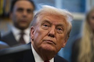 V Londýně vás bodnou do zadku, řekl Trump. Starostu města Khana označil za katastrofu