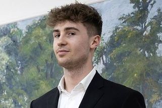 Frederik Babiš studoval ve Skotsku. Syn Andreje Babiše o popularitu ale nestojí