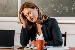 Polovina učitelů je spokojená s platem, chybí jim však prestiž, ukázal průzkum - Novinky