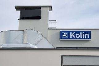 Na nádraží v Kolíně vlak srazil a usmrtil člověka - Novinky