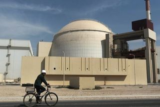 Rusko postaví v Íránu čtyři jaderné elektrárny za 25 miliard dolarů - Novinky