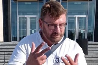Bývalý poslanec Volný vulgárně napadl novinářku Fridrichovou a občany Česka