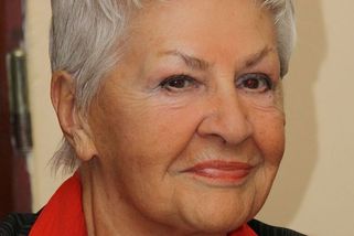 Televizní hlasatelka Kamila Moučková se styděla za svého otce, zarytého komunistu - Médium.cz