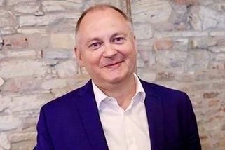 Ve šlépějích Zemana. Hašek po odchodu z PRO podpořil Stačilo! - Novinky