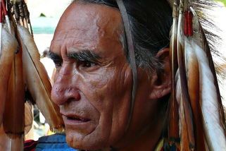 Okipa - hrůzný obřad dospělosti kmene Mandan je plný bolesti - Médium.cz