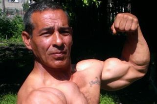 Legendárnímu kulturistovi, který se stal bezdomovcem, se konečně začalo blýskat na lepší časy