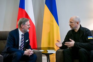 Fiala je s několika ministry na Ukrajině - Novinky