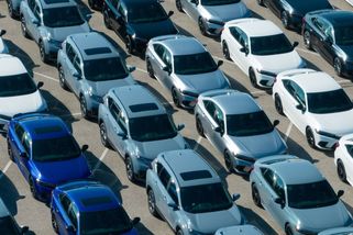 Stěrače nestírají. Automobilkám docházejí i jednoduché čipy - Seznam Zprávy