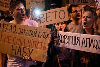 Lidé na Ukrajině znovu vyšli do ulic - Novinky