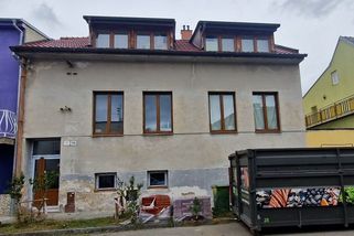 Majitel bitcoinů Jiřikovský odjel do zahraničí, na darknetu už po něm jdou - Novinky