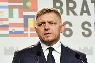 Slovenský premiér lže studentům, že 17. listopad byl komunistický puč - Médium.cz