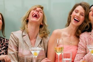 Nejtypičtější a někdy i nepochopitelné ženské zvyky - Médium.cz