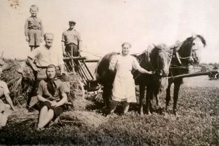 Sověti posílali na Sibiř, Němci vraždili. Volyňští Češi věřili už jen republice — HlídacíPes.org