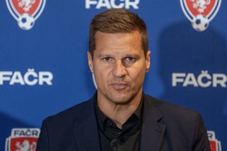 Pešír ven! Mostečtí ultras tvrdě brojí proti místopředsedovi FAČR ve svém klubu - Sport.cz