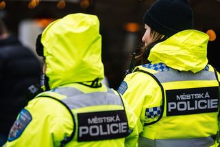 „Děkujeme. A vystěhujte se.“ Strážnice jde k vojákům, o služební byt přijde - Seznam Zprávy