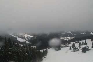 Na horách napadlo i přes čtvrt metru sněhu - Novinky