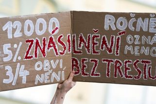 Radši já než cizí. Otec dostal 42 měsíců za znásilňování vlastní dcery - Novinky