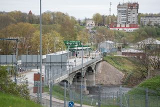 „Chybí mi Rusko.“ Ve frontě lidí čekajících na vstup do Putinovy říše - Seznam Zprávy
