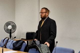 Seniorka v Kroměříži zemřela kvůli chybně dávkovanému léku, lékaři dostali peněžitý trest - Novinky