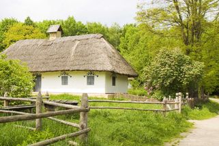 Naši předkové věděli, jak postavit dům, který dýchá. Co se od nich můžeme naučit dnes