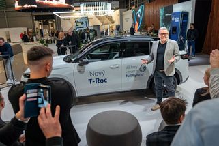 Chceme zase vyrábět lidová auta, nechal se slyšet šéfdesignér Volkswagenu. Dočkáme se už příští rok - Garáž.cz