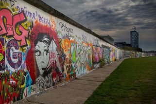 Komunismus v praxi byl méně špatný, než komunismus v teorii - Médium.cz