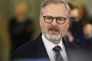 Premiér Fiala obdržel vyznamenání od papeže za ochranu náboženské svobody - Seznam Zprávy