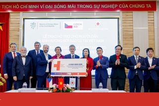 Vystrčil v Hanoji: Hospodářská spolupráce, investice a humanitární pomoc