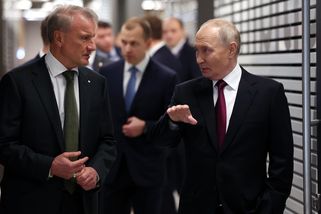 Putin se koupe v extraktu z paroží a hledá recept...