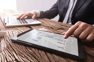 Pokuta za švarcsystém hrozí i „zaměstnanci“. Kontroly míří na stavby i do IT - Seznam Zprávy