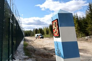 Finská odpověď Moskvě? Čtyři metry vysoká "železná opona" a zavřené přechody