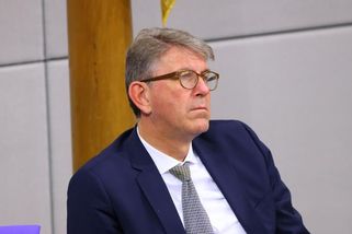 Otočka během 24 hodin. Střet zájmů zkosil německého ministra/byznysmena - Seznam Zprávy