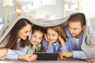 Stovky tisíc lidí se musí přihlásit k poplatkům za televizi a rozhlas. Za pár dnů bude hrozit přirážka - Novinky