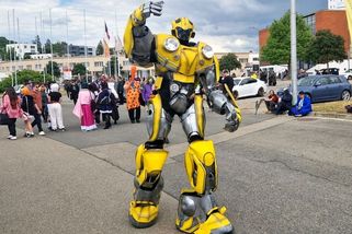 FOTO: Mandalorian i Bumblebee. Brněnské výstaviště zaplavily tisíce superhrdinů - Novinky